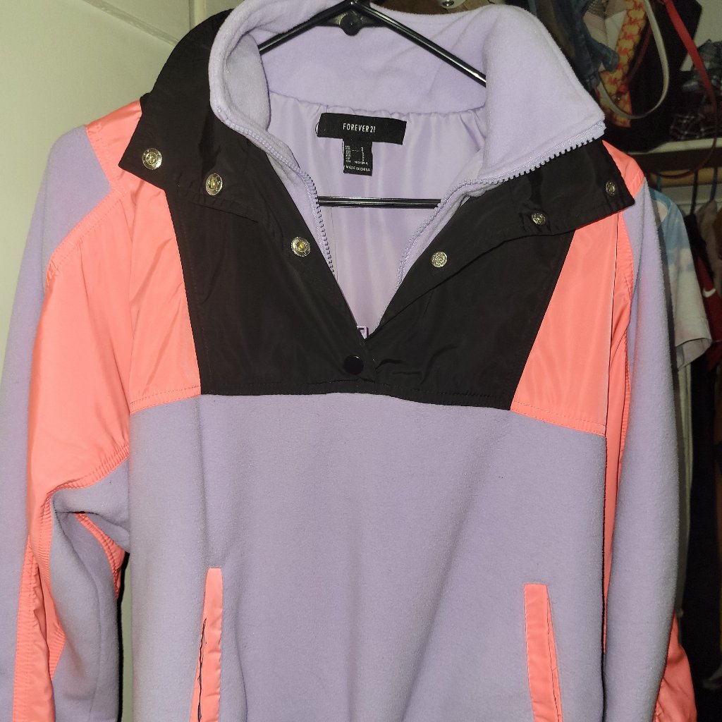 F21 Pullover